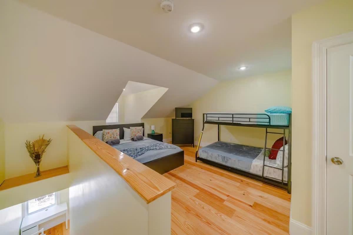 Апартаменты 37 - 3Br Quincy - Cozy Townhouse Near Blue Hills Экстерьер фото