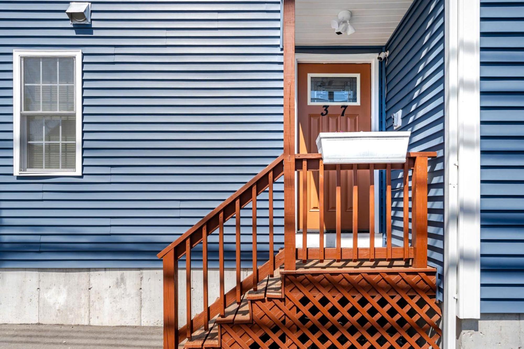 Апартаменты 37 - 3Br Quincy - Cozy Townhouse Near Blue Hills Экстерьер фото