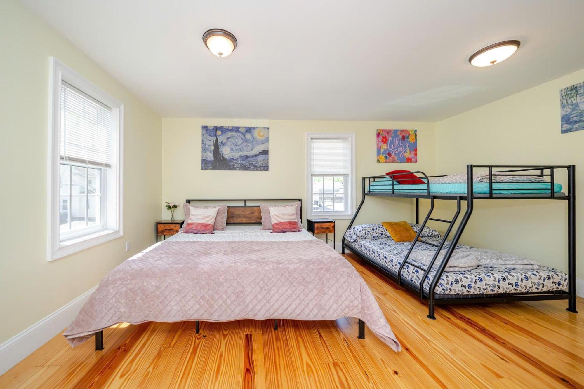 Апартаменты 37 - 3Br Quincy - Cozy Townhouse Near Blue Hills Экстерьер фото