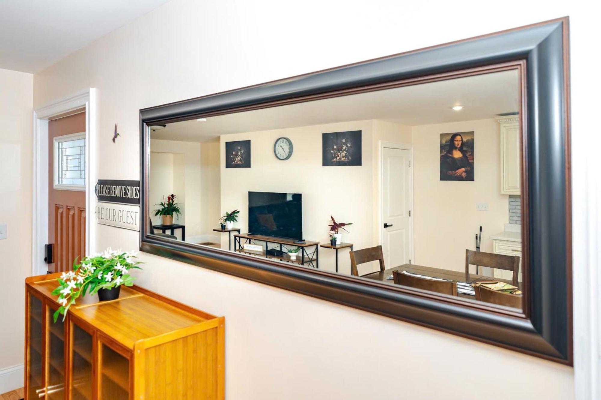 Апартаменты 37 - 3Br Quincy - Cozy Townhouse Near Blue Hills Экстерьер фото