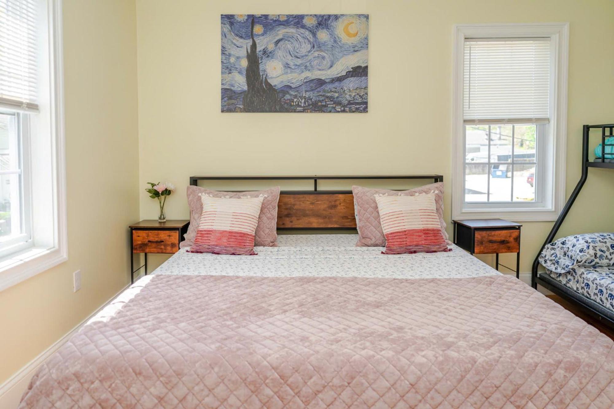 Апартаменты 37 - 3Br Quincy - Cozy Townhouse Near Blue Hills Экстерьер фото